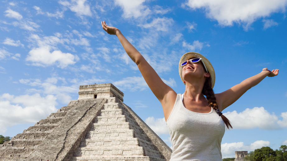 A trip to Mexico as a single woman? Safety tips for enjoying your vacation.